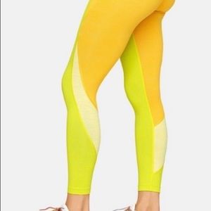 Outdoor Voices Tech Sweat Neon Yellow Leggings (S)